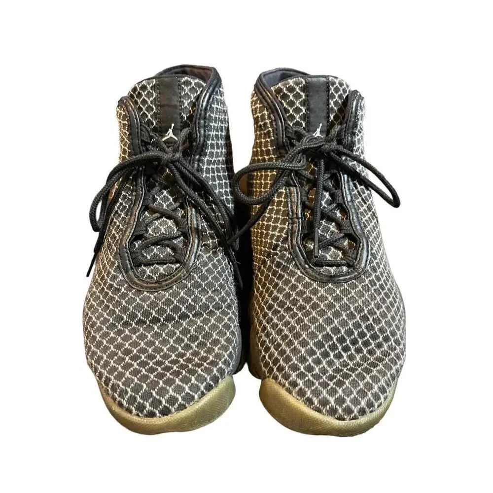 JORDAN HORIZON ‘Black/White’. (823581-010) / SZ: 8
